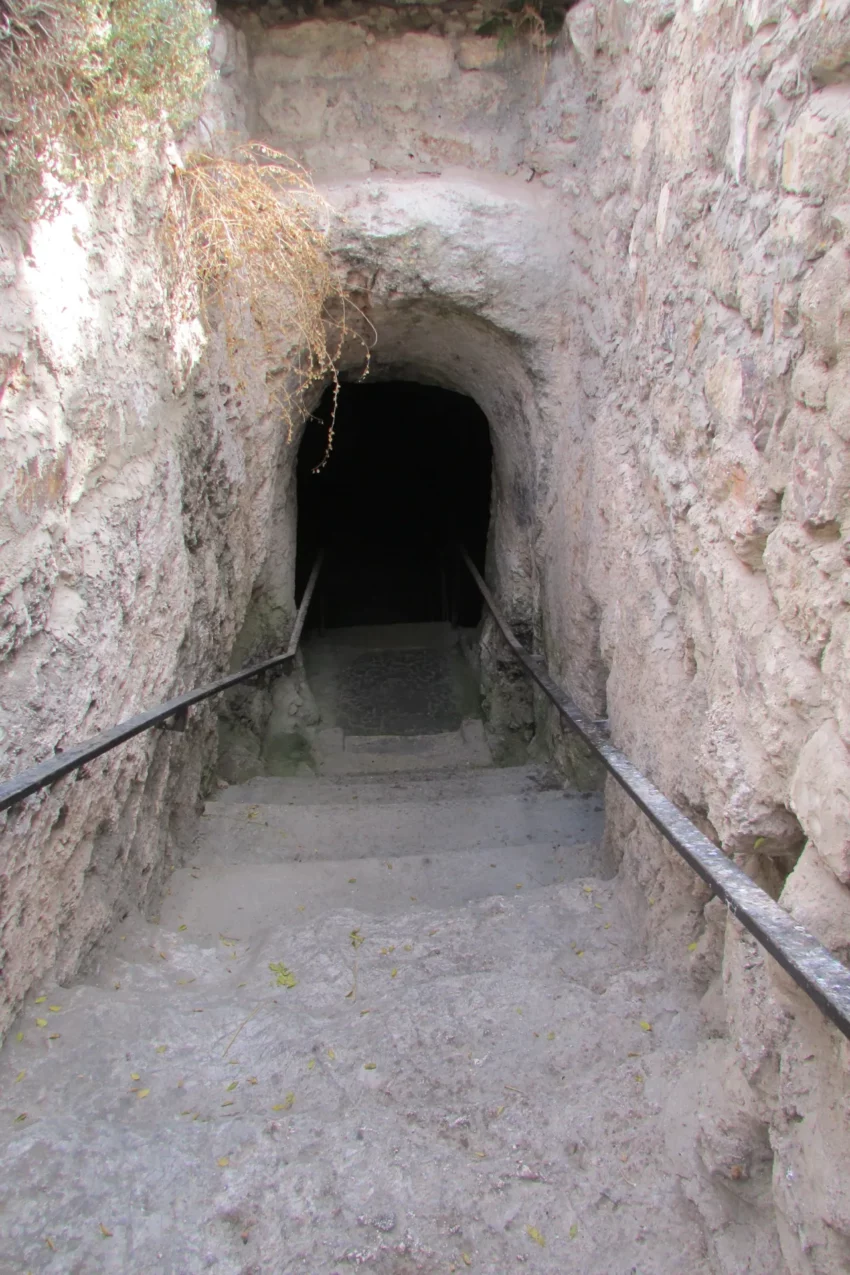 tomb of the prophets 8